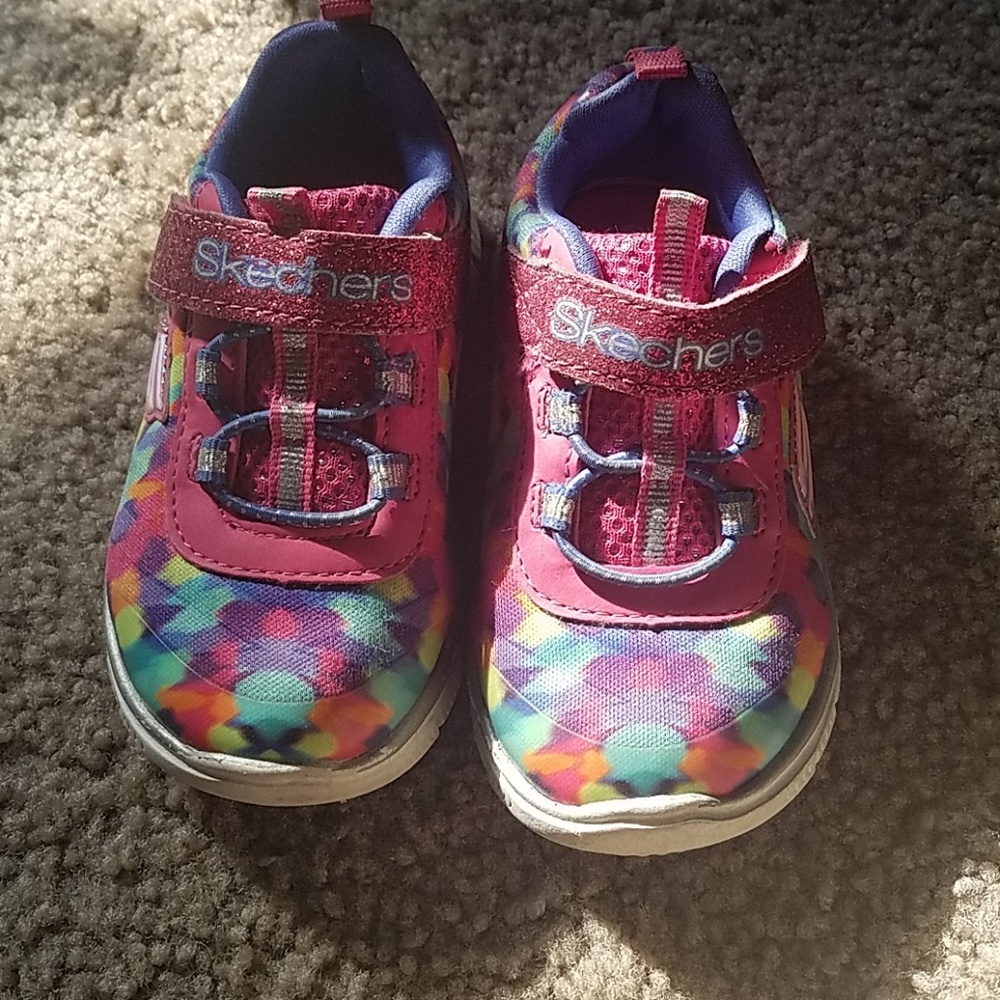Tennis Shoes